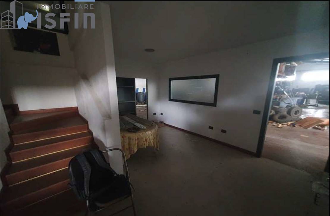 Capannone in vendita a Tarsia