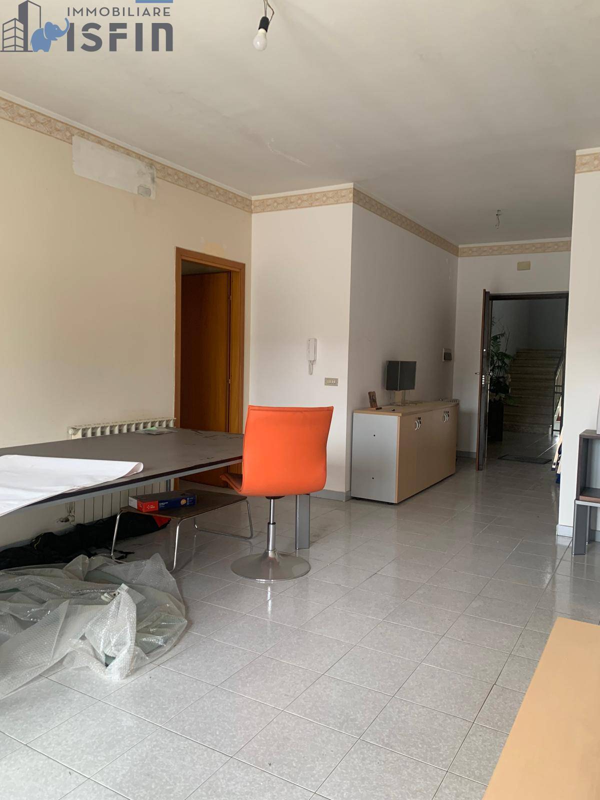 Studio/Ufficio in affitto a Montalto Uffugo