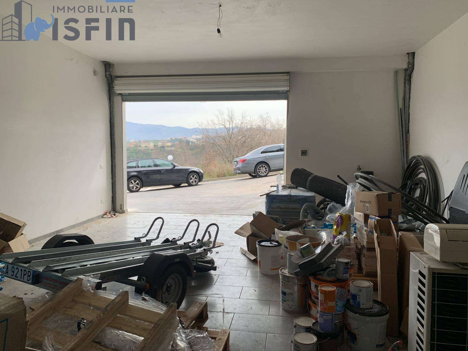 Magazzini Depositi in vendita a Mendicino, C.da Pasquali