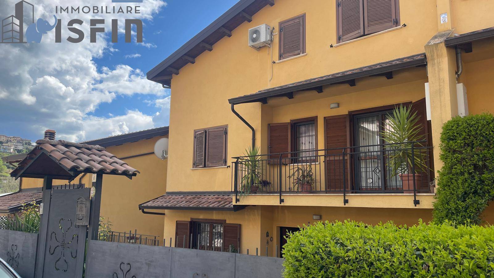 Villette a schiera in vendita a San Pietro in Guarano, C.da Padula