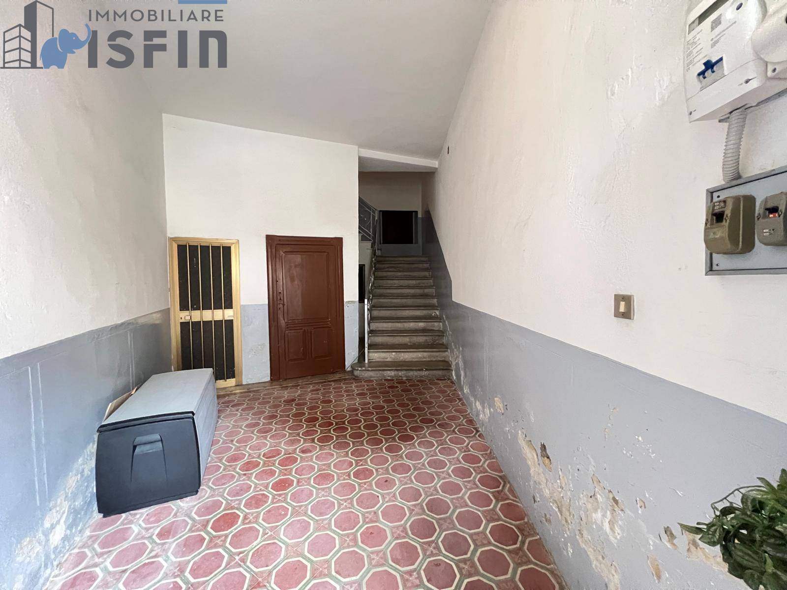 Appartamento da ristrutturare in vendita a Rogliano