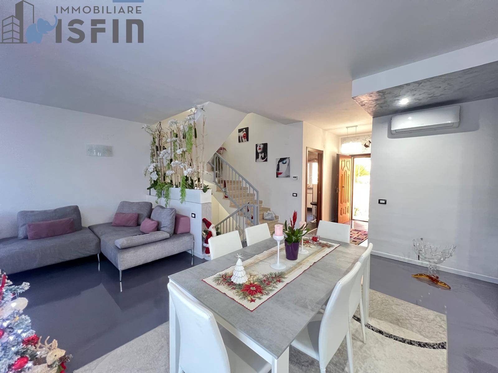 Villette a schiera in vendita a Castrolibero