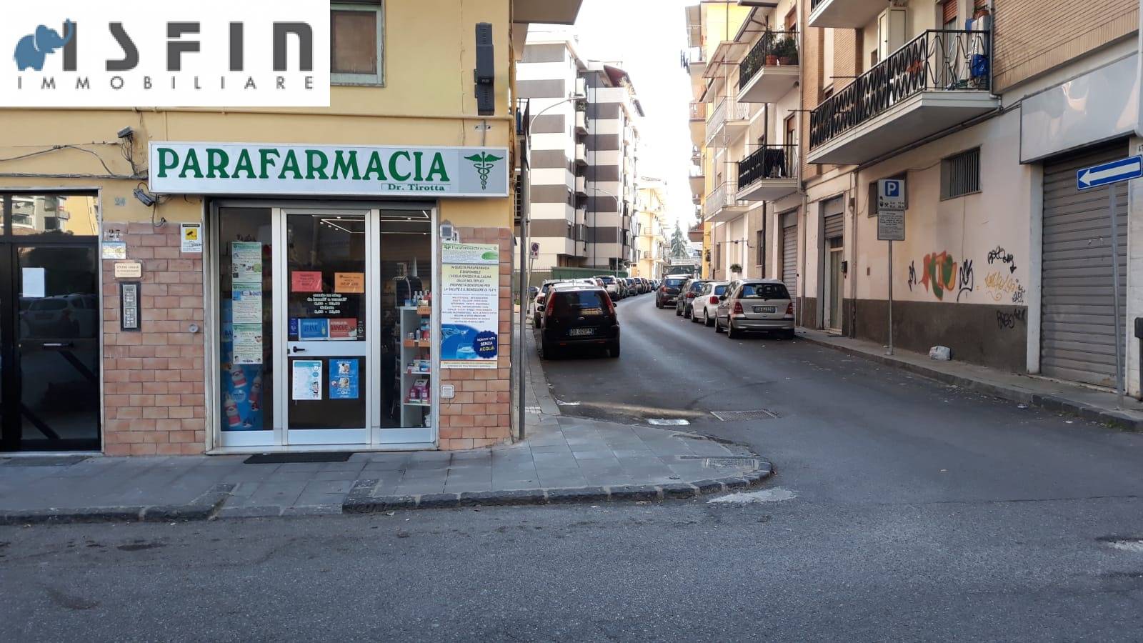 Attivit commerciale in vendita a Cosenza, Centro