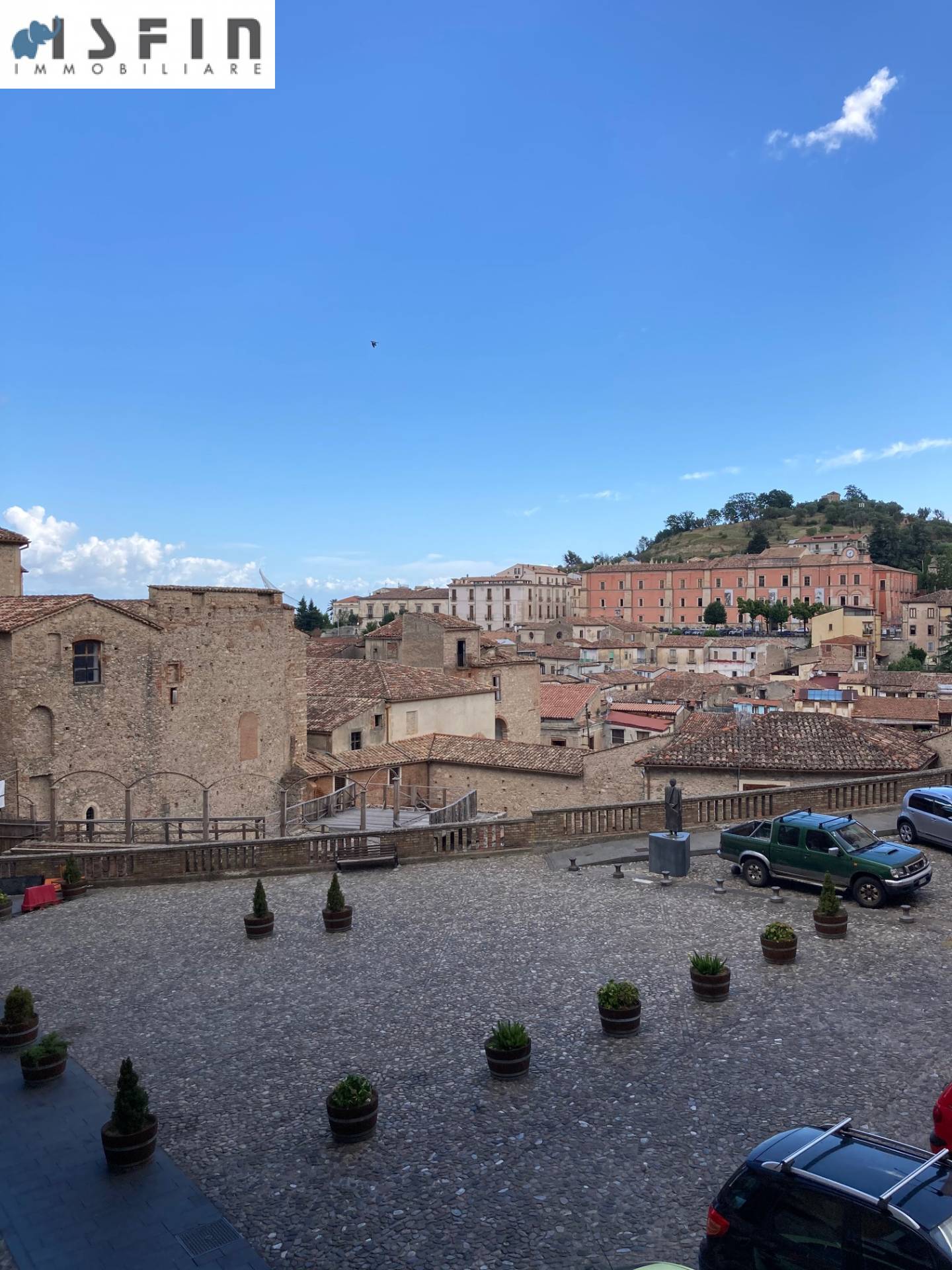 APPARTAMENTO/ USO UFFICIO in vendita a Cosenza, Centro Storico