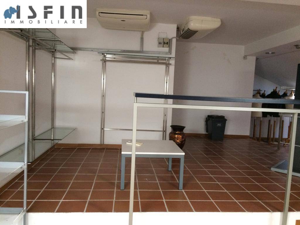 Mansarda in vendita a Rende, Commenda