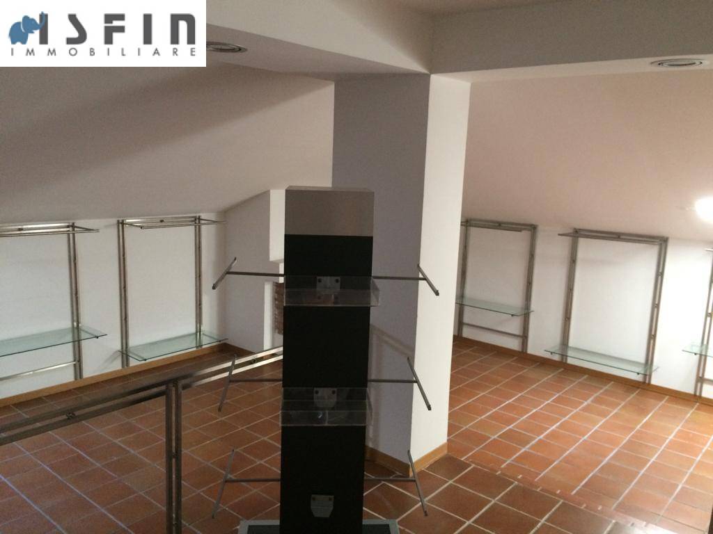 Mansarda in vendita a Rende, Commenda