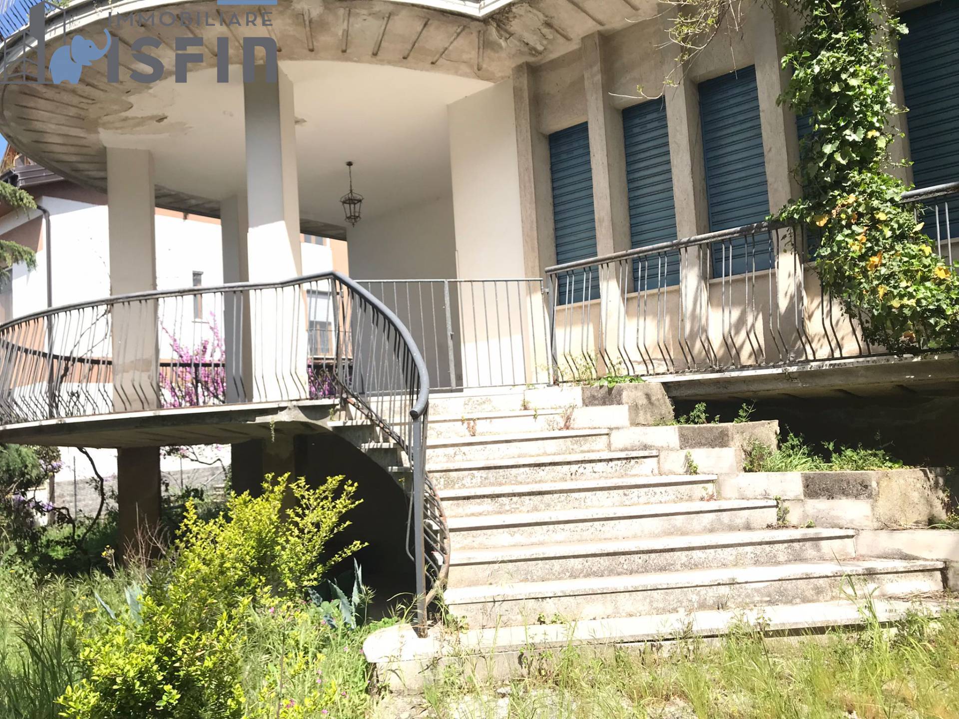 Villa in vendita a Rovito