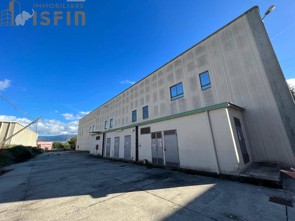 Capannone in vendita a Rende, C.da Cutura/Ex Stazione FS