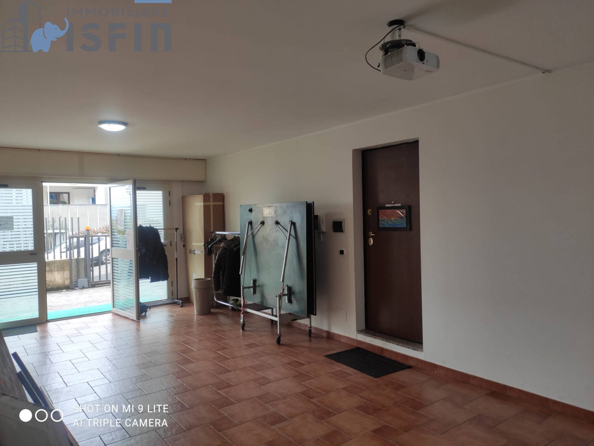 Box auto in vendita a Cosenza, Svincolo A2 - Pasquale Rossi - Repubblica