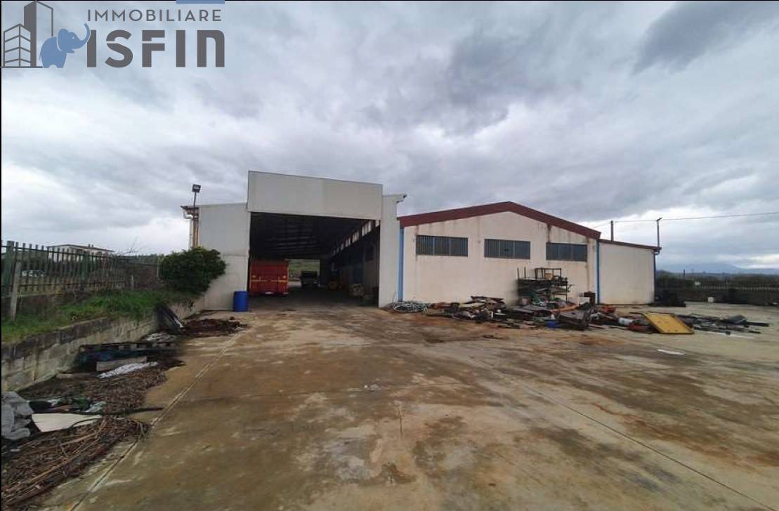 Capannone in vendita a Tarsia