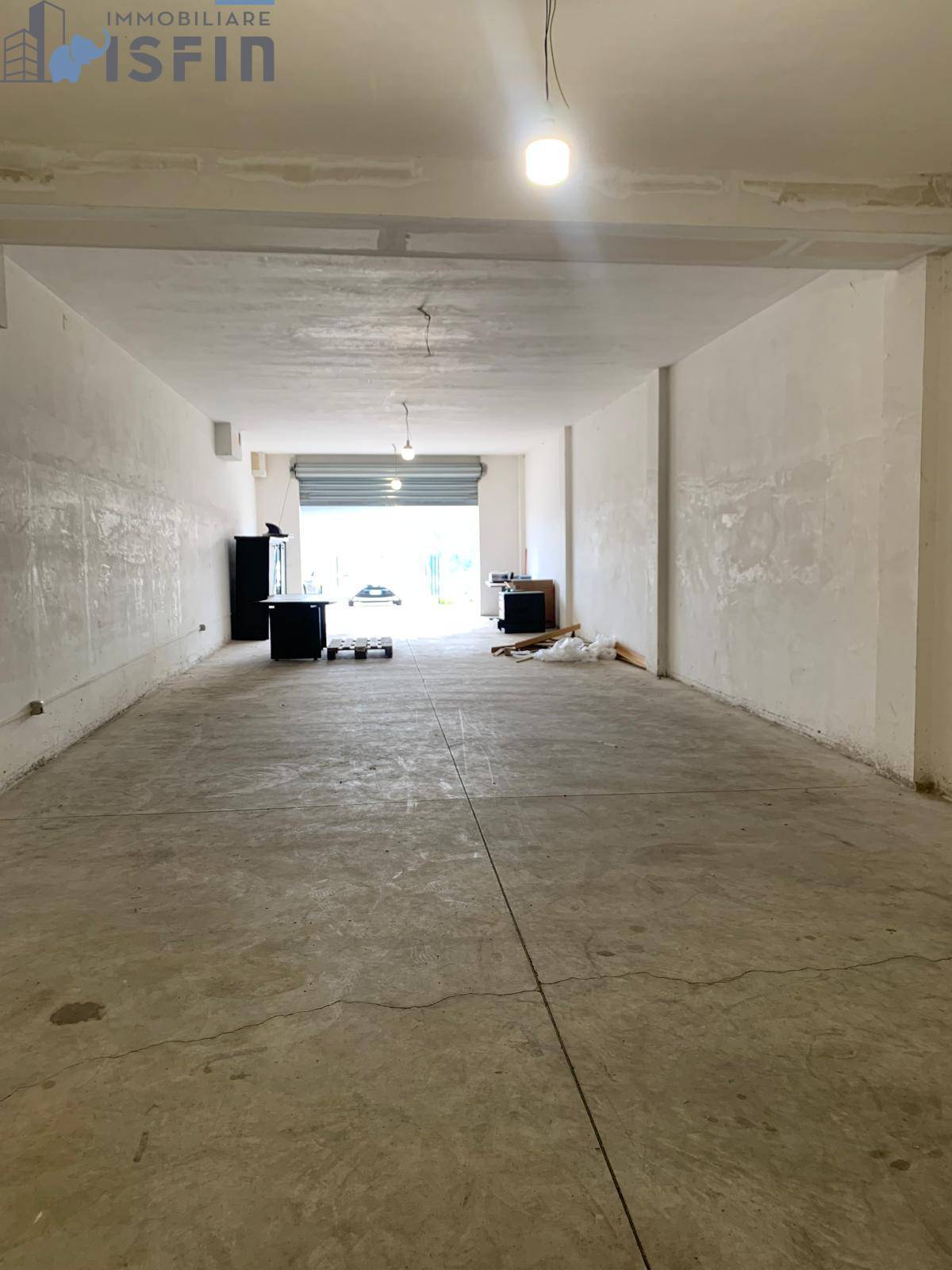 Attivit commerciale in vendita a Mendicino, C.da Pasquali