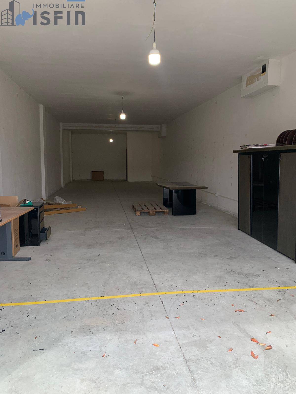 Attivit commerciale in vendita a Mendicino, C.da Pasquali