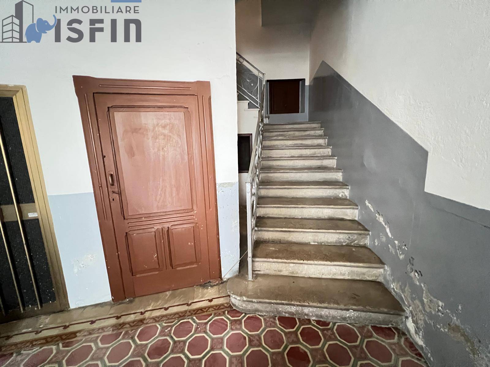 Appartamento da ristrutturare in vendita a Rogliano