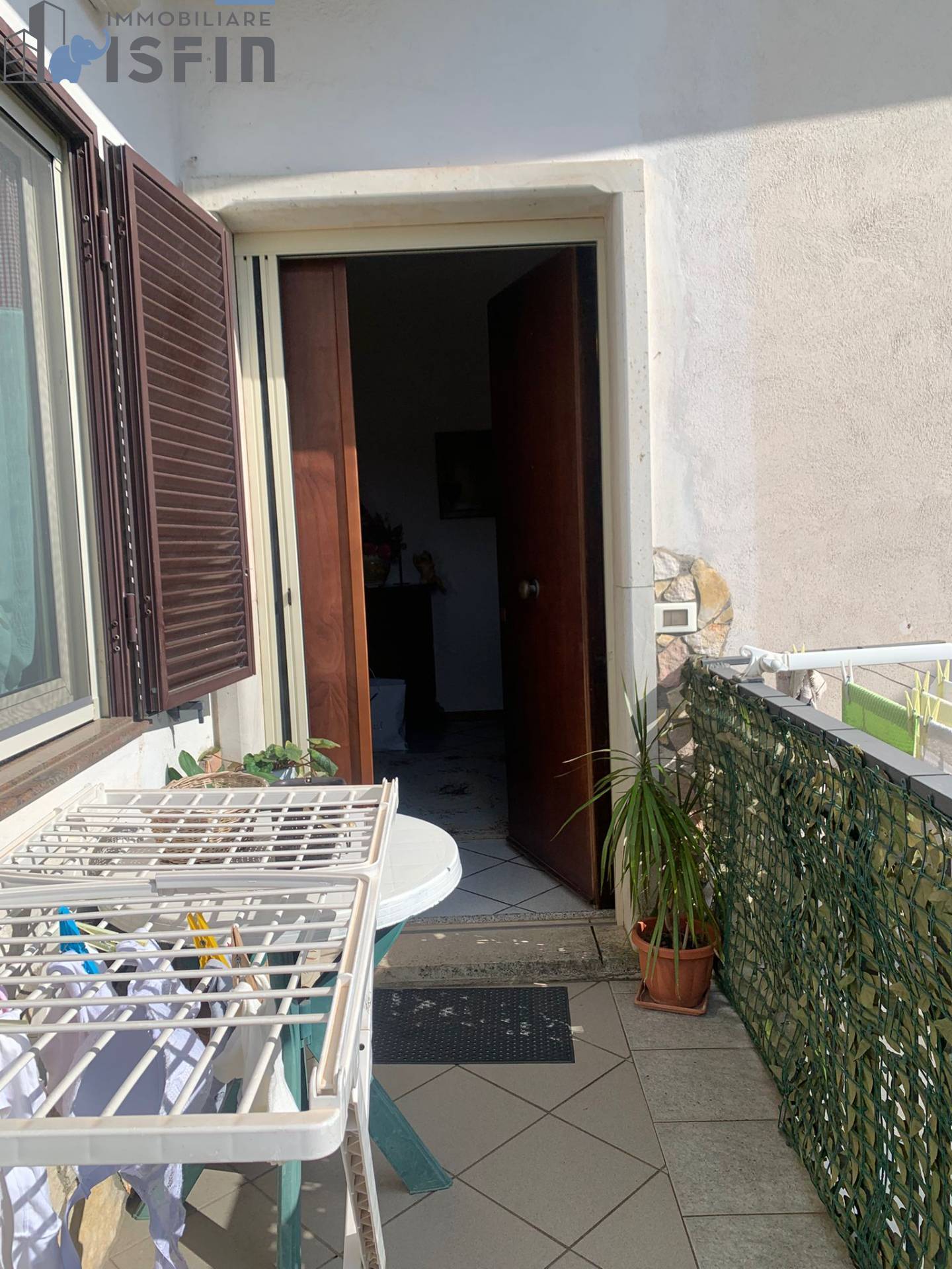 Appartamento in vendita a Paola