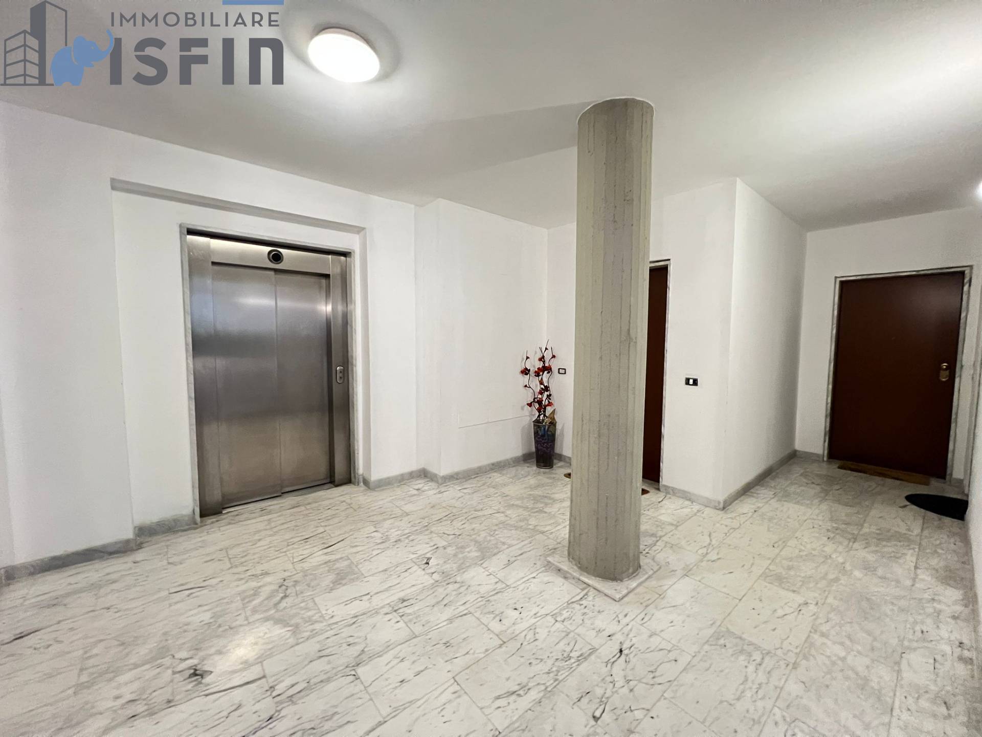 Appartamento in vendita a Cosenza, Centro