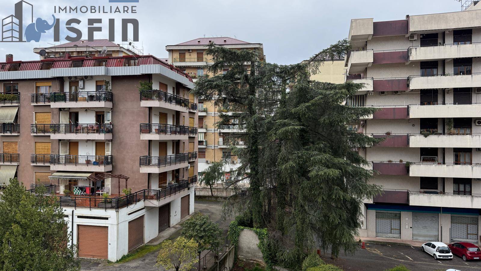 Appartamento in vendita a Cosenza, Centro