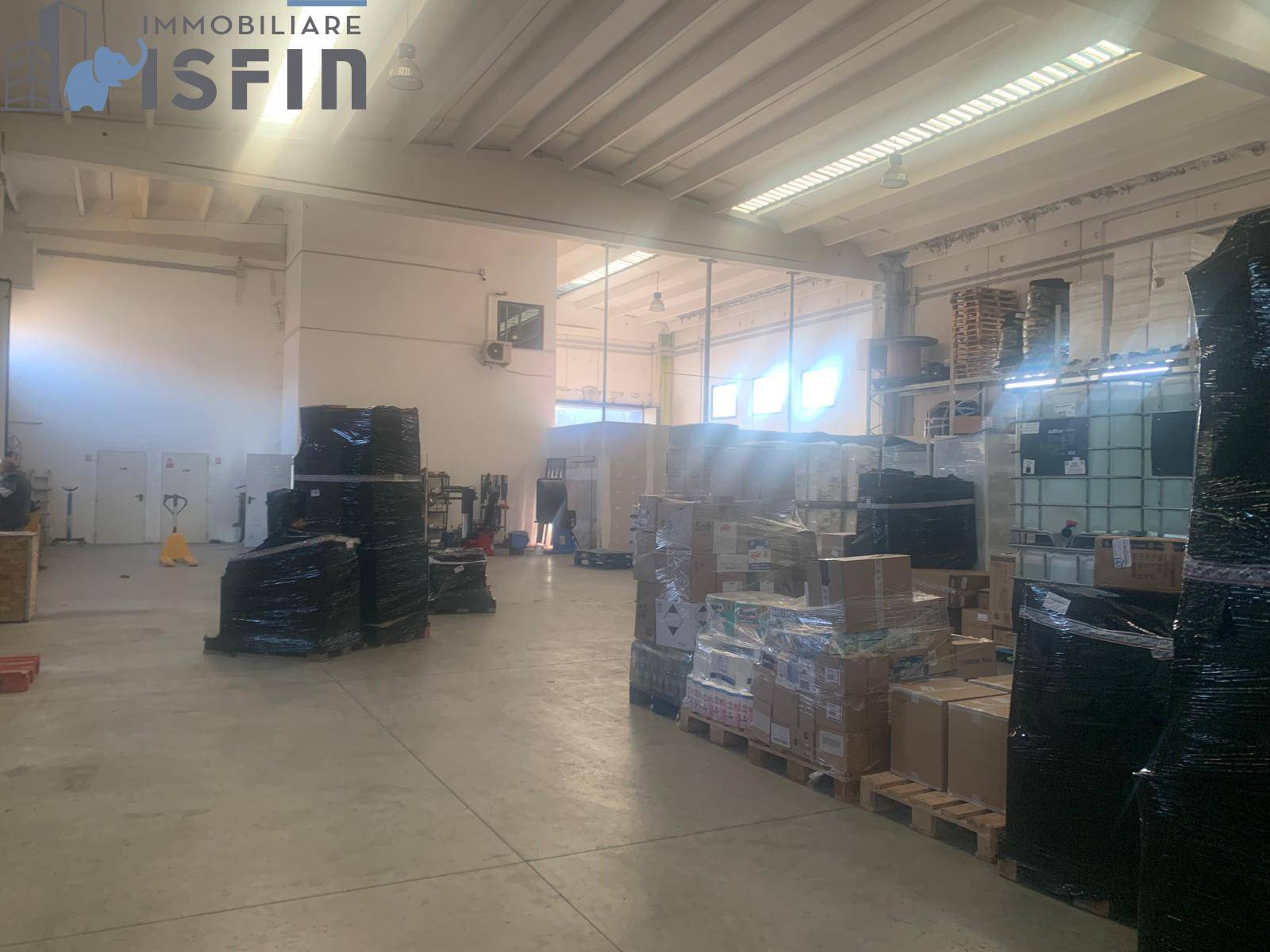 Capannone in vendita a Rende, C.da Lecco