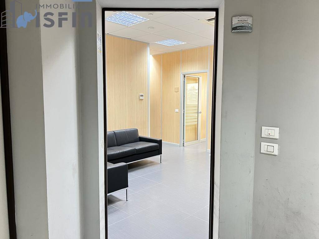 APPARTAMENTO/ USO UFFICIO in vendita a Rende, C.da Lecco
