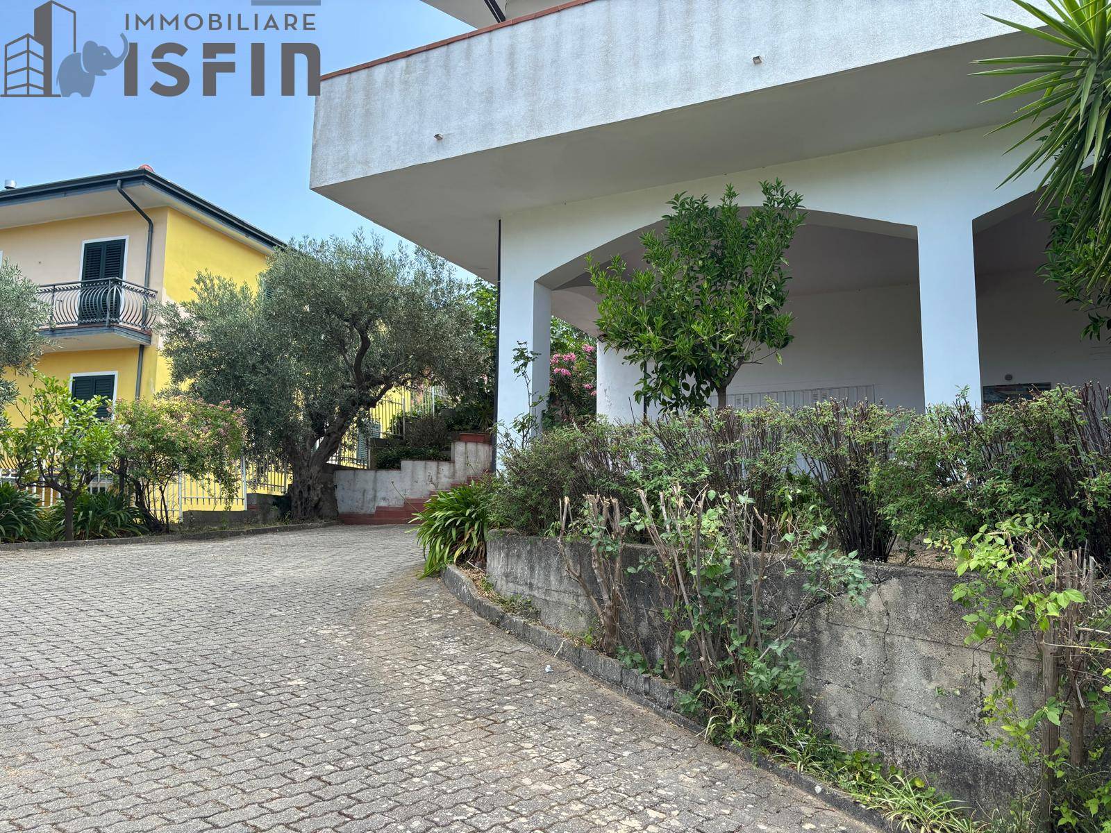 Villa in vendita a Mendicino, C.da Pasquali