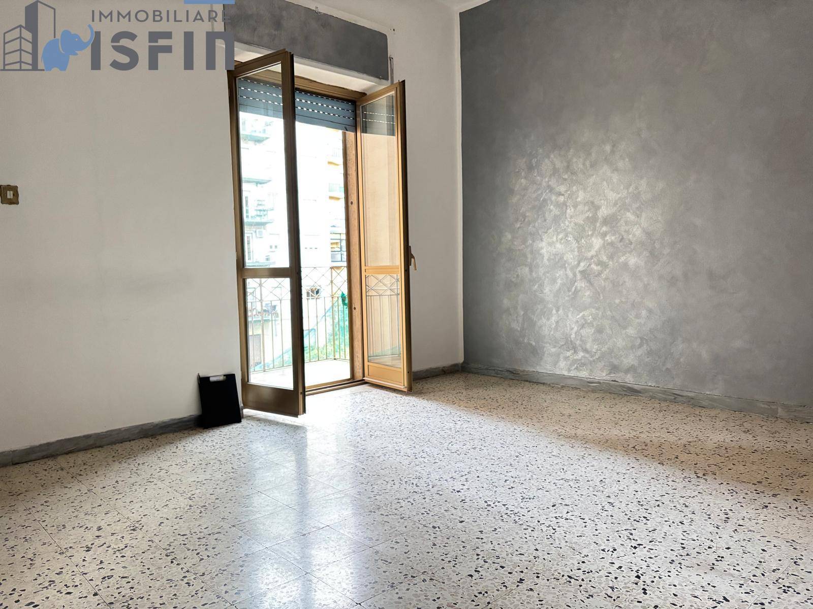 Appartamento in vendita a Cosenza, Centro