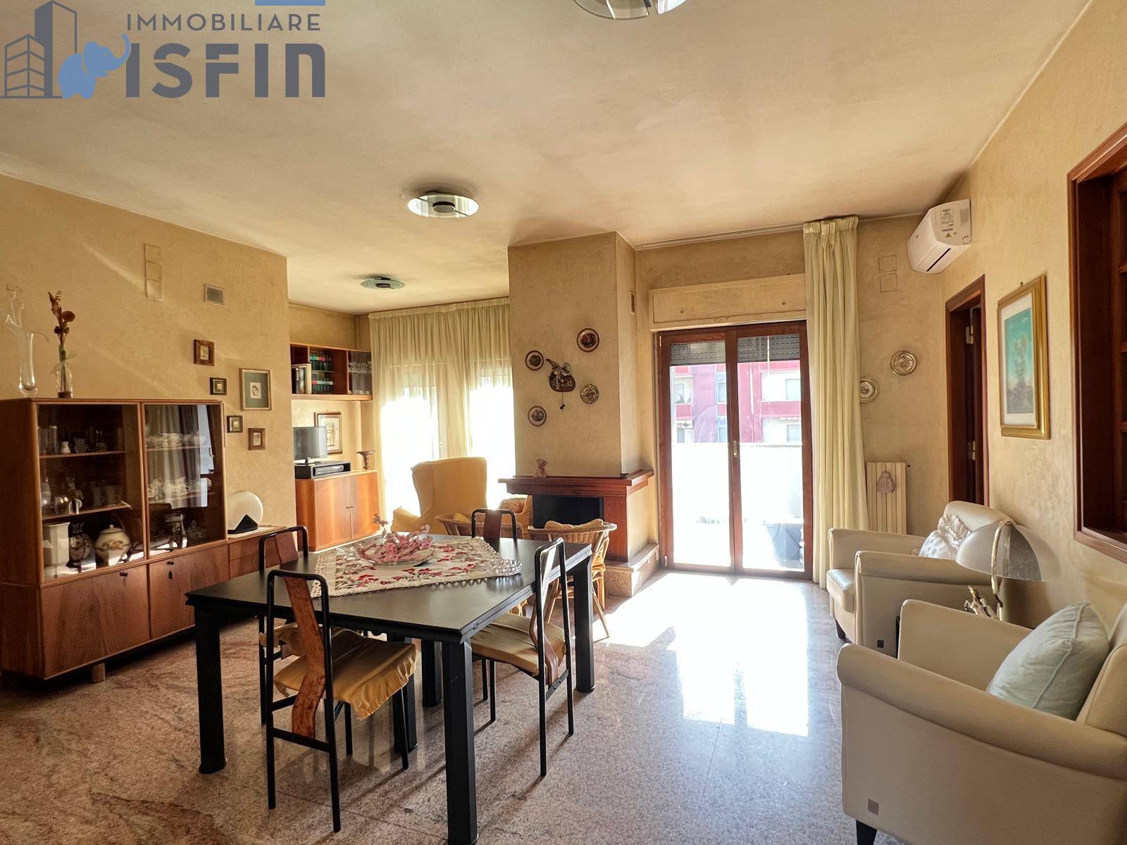 Appartamento in vendita a Cosenza, Centro