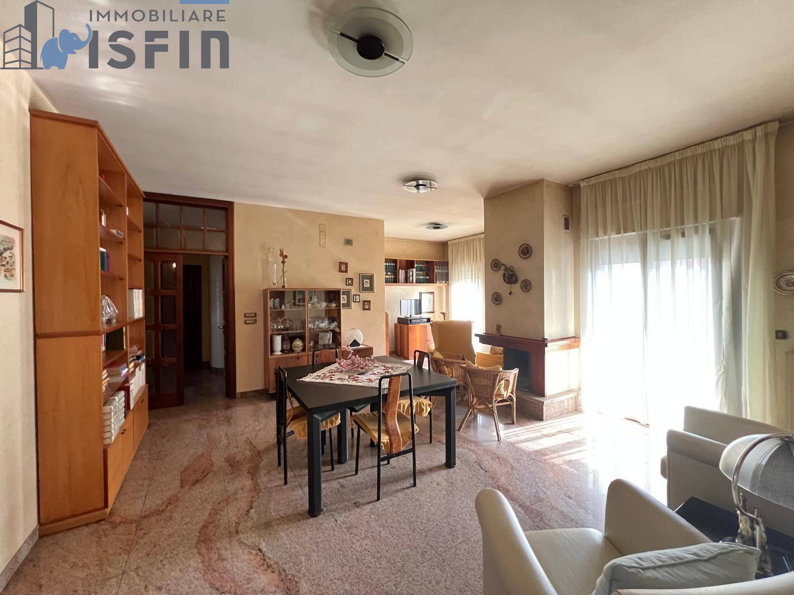 Appartamento in vendita a Cosenza, Centro