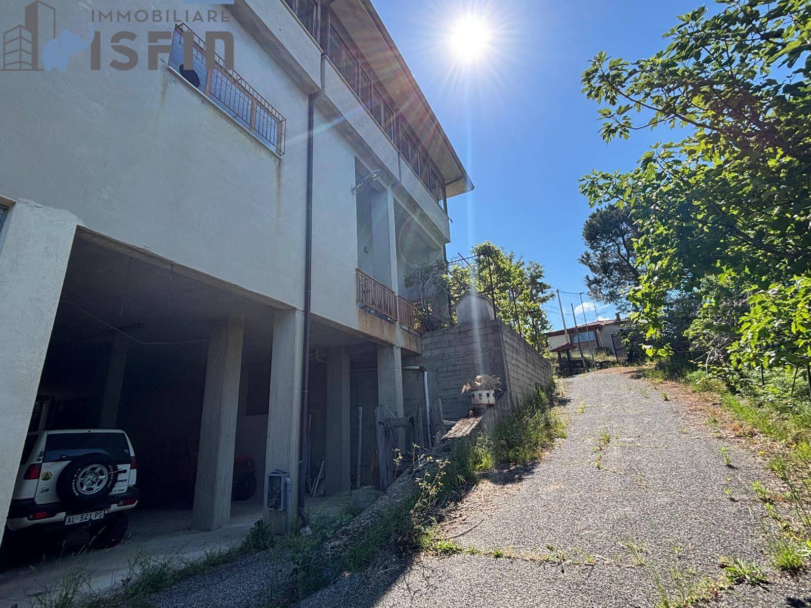 Intero fabbricato terra cielo in vendita a Casali del Manco