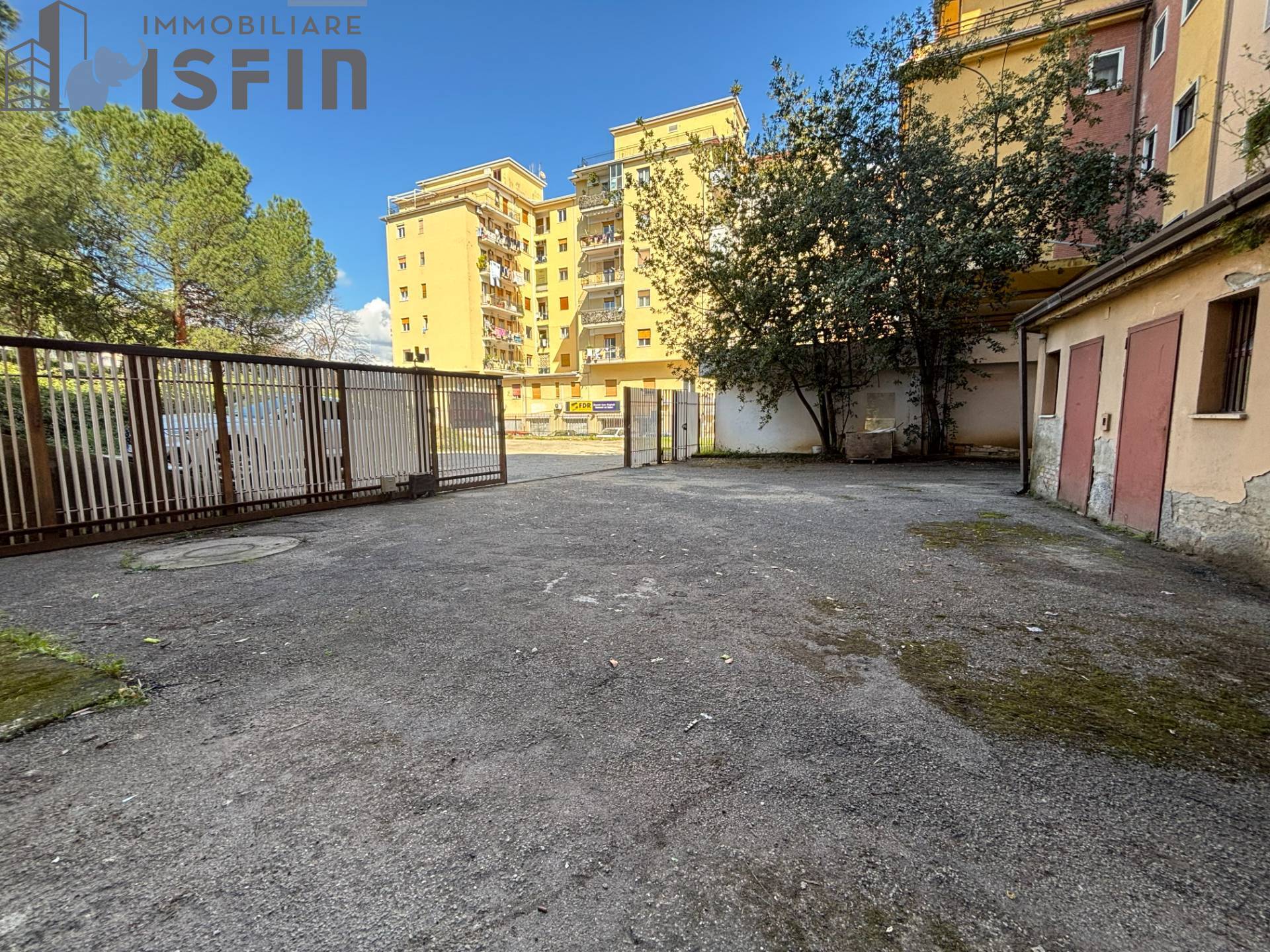 deposito in vendita a Cosenza, Centro