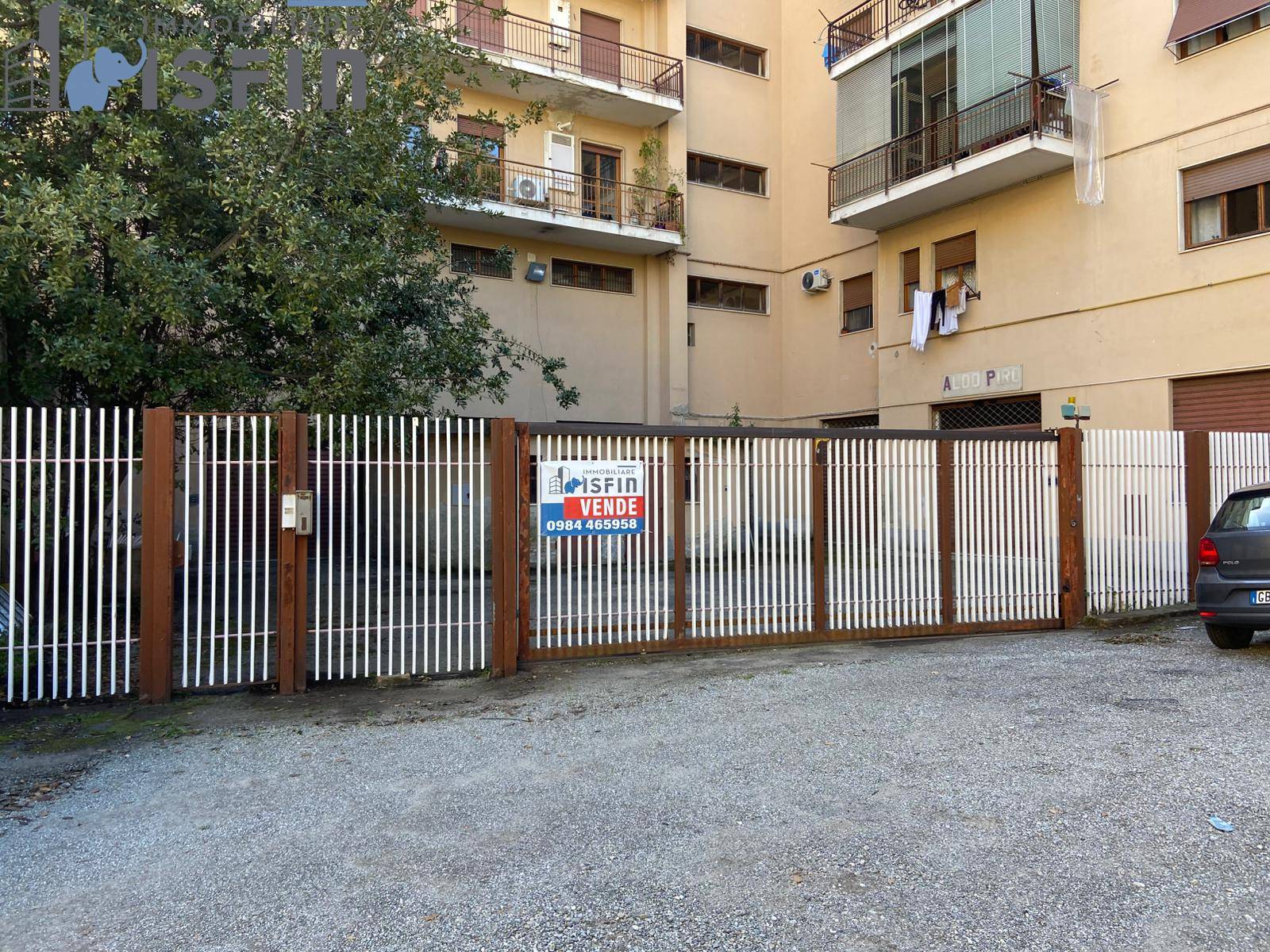 deposito in vendita a Cosenza, Centro