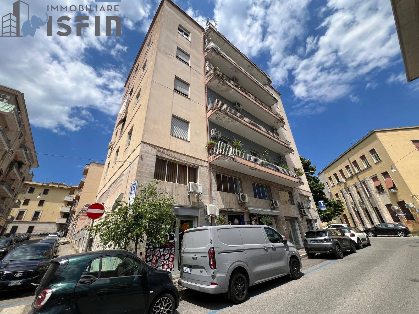 Appartamento in vendita a Cosenza, Centro