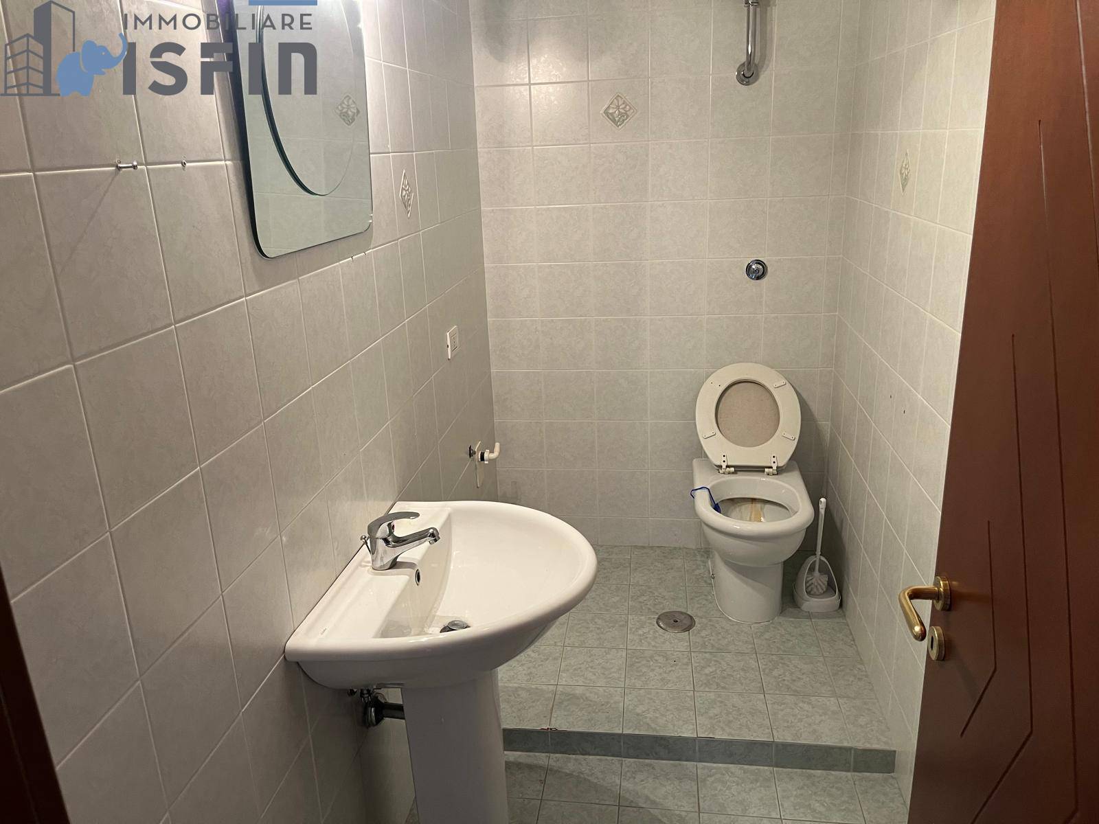 APPARTAMENTO/ USO UFFICIO in affitto a Cosenza, Centro