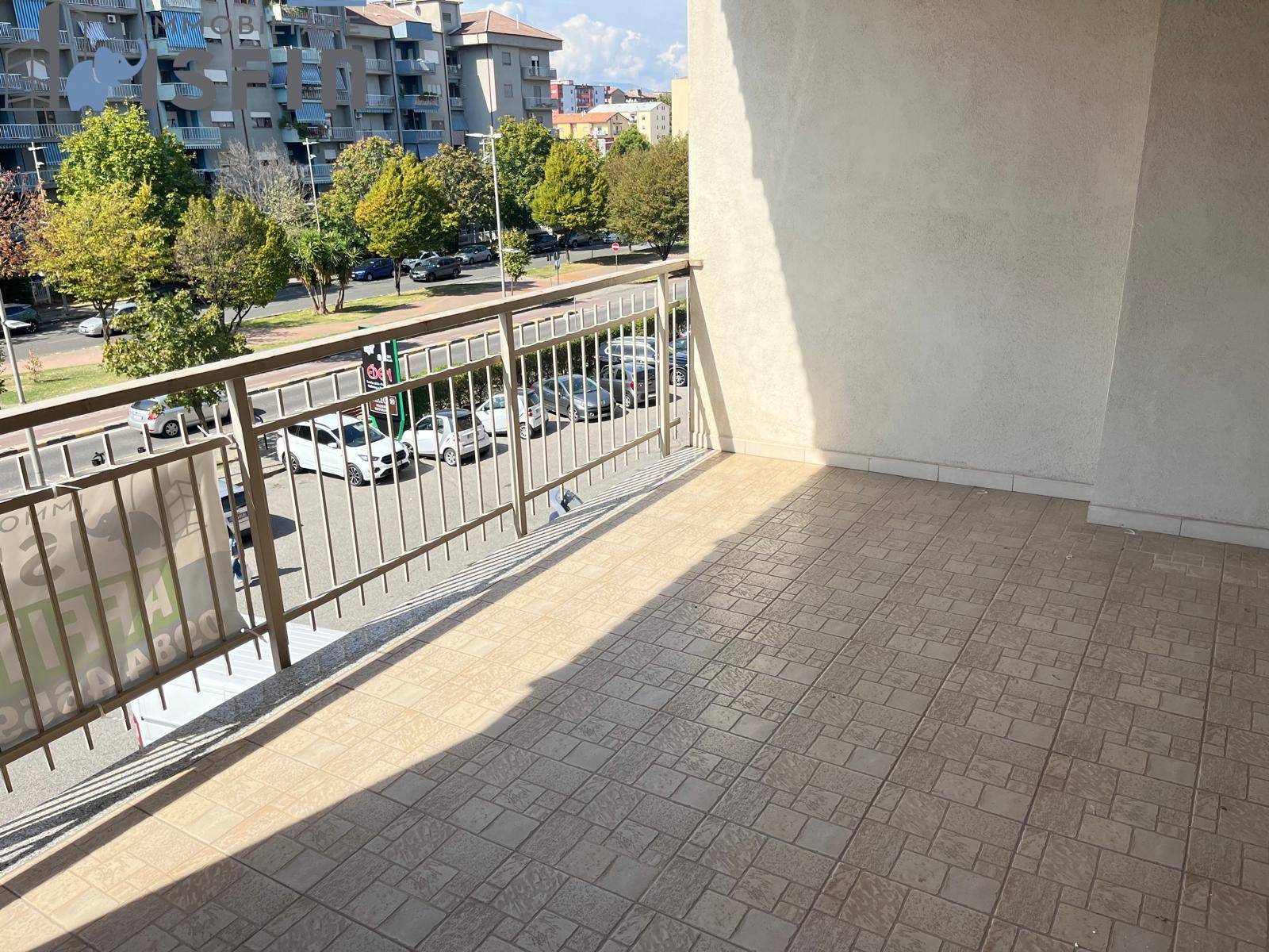 APPARTAMENTO/ USO UFFICIO in affitto a Cosenza, Centro