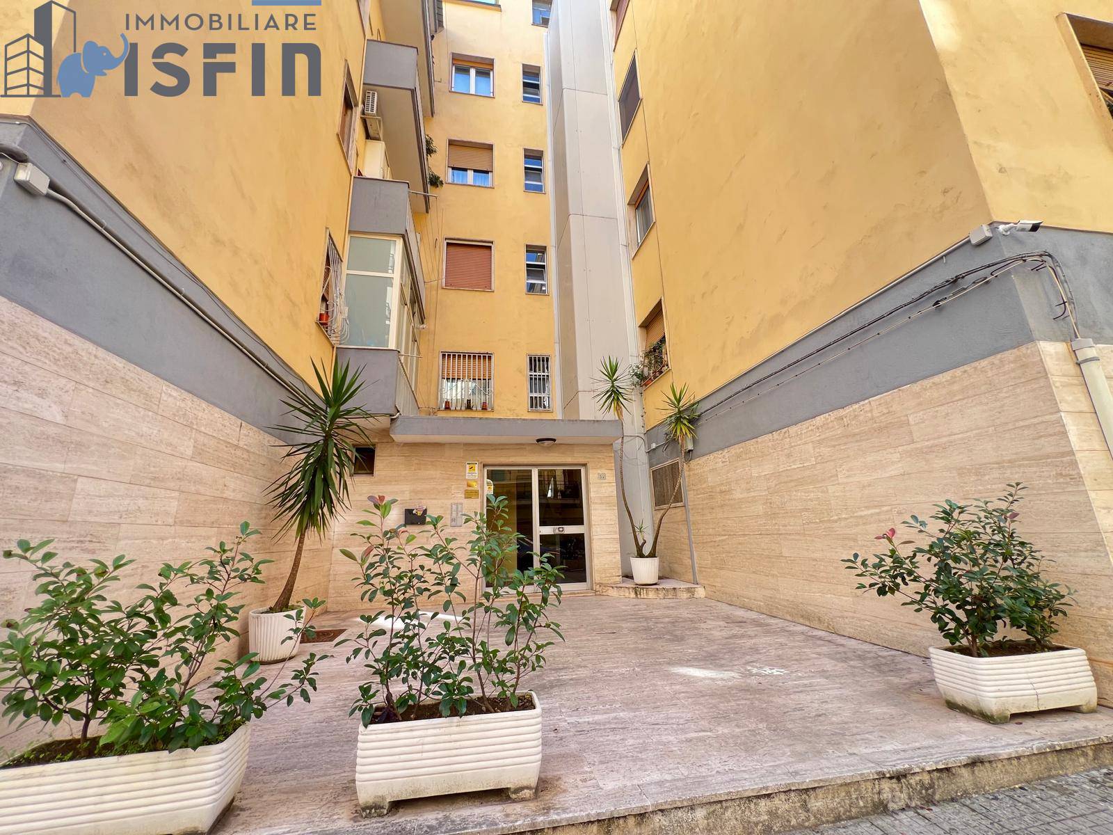 Appartamento in vendita a Cosenza, Centro