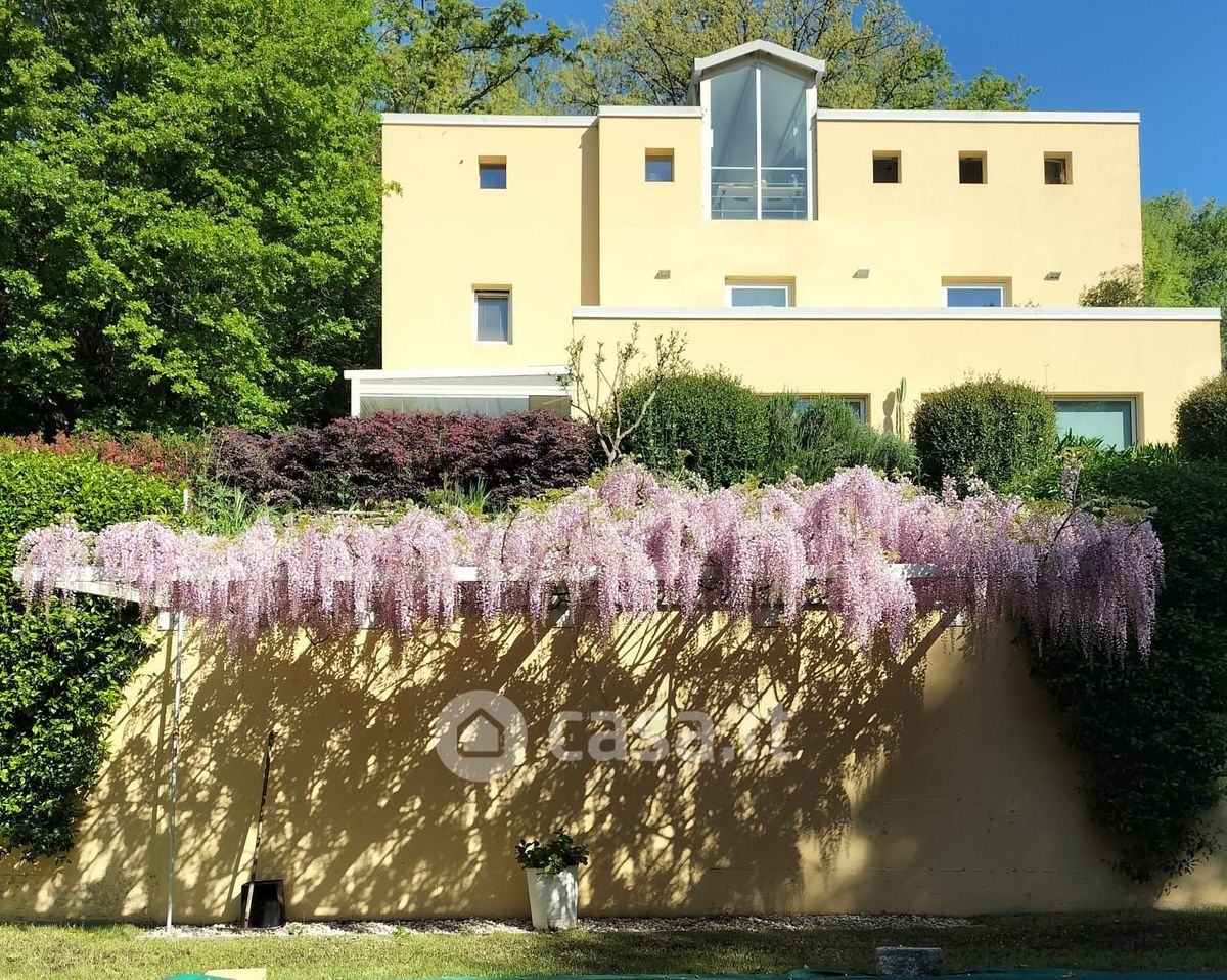 Villa in vendita a Scandriglia