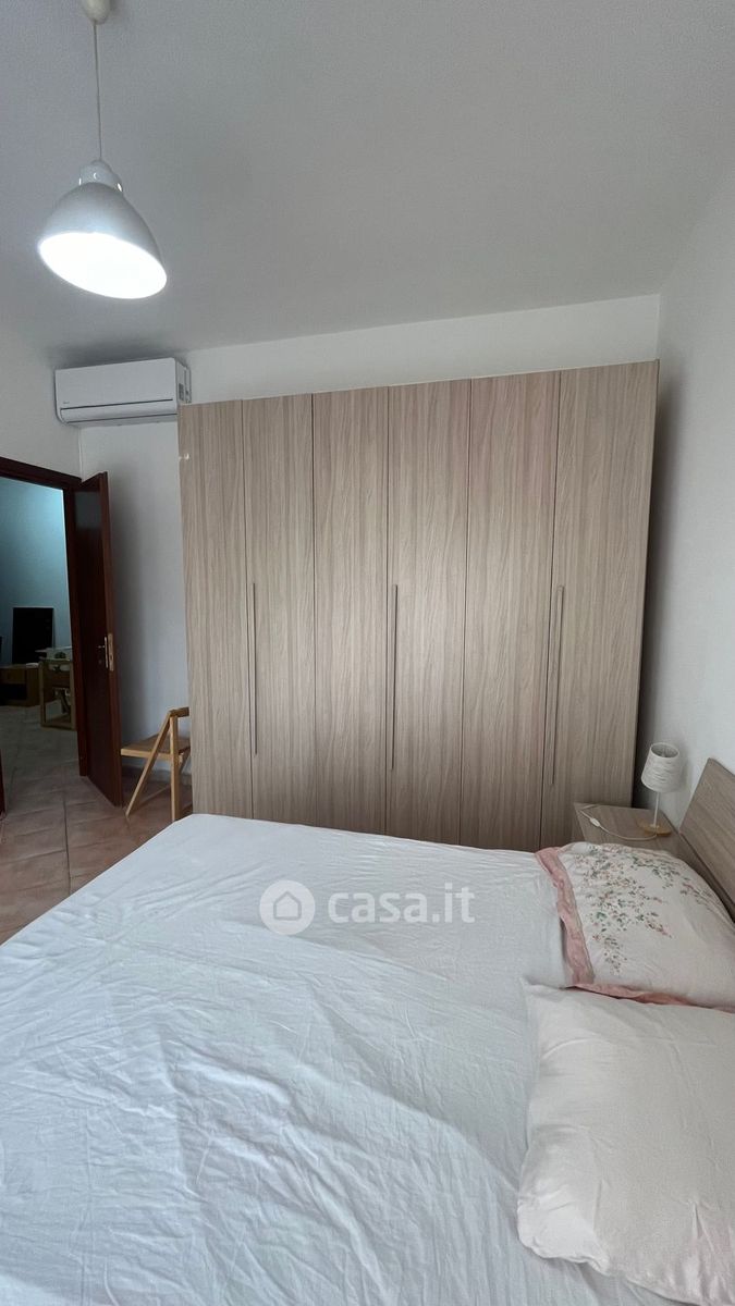 Bilocale arredato in affitto a Roma