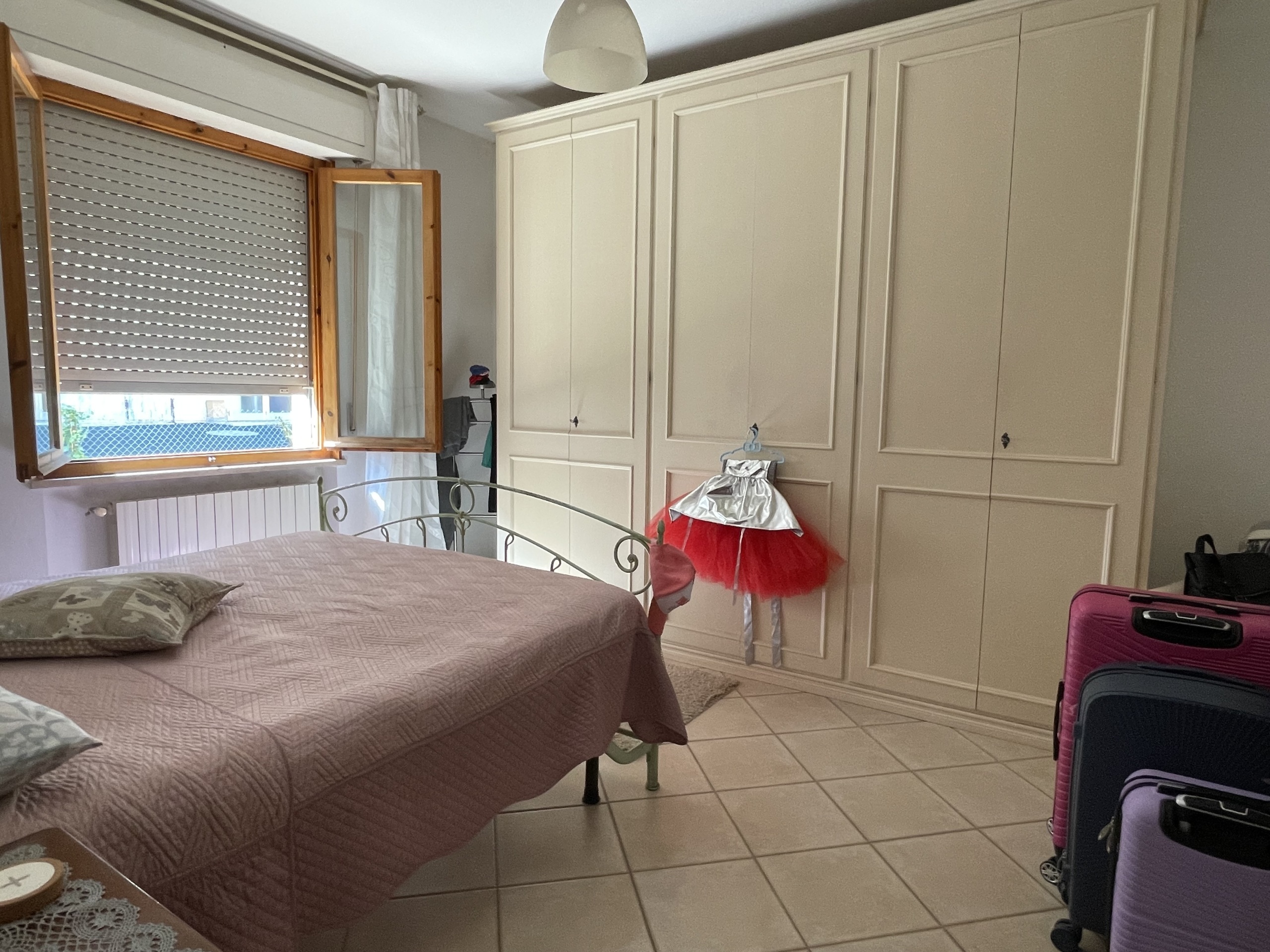 Casa indipendente da ristrutturare in via del paratino, Cecina