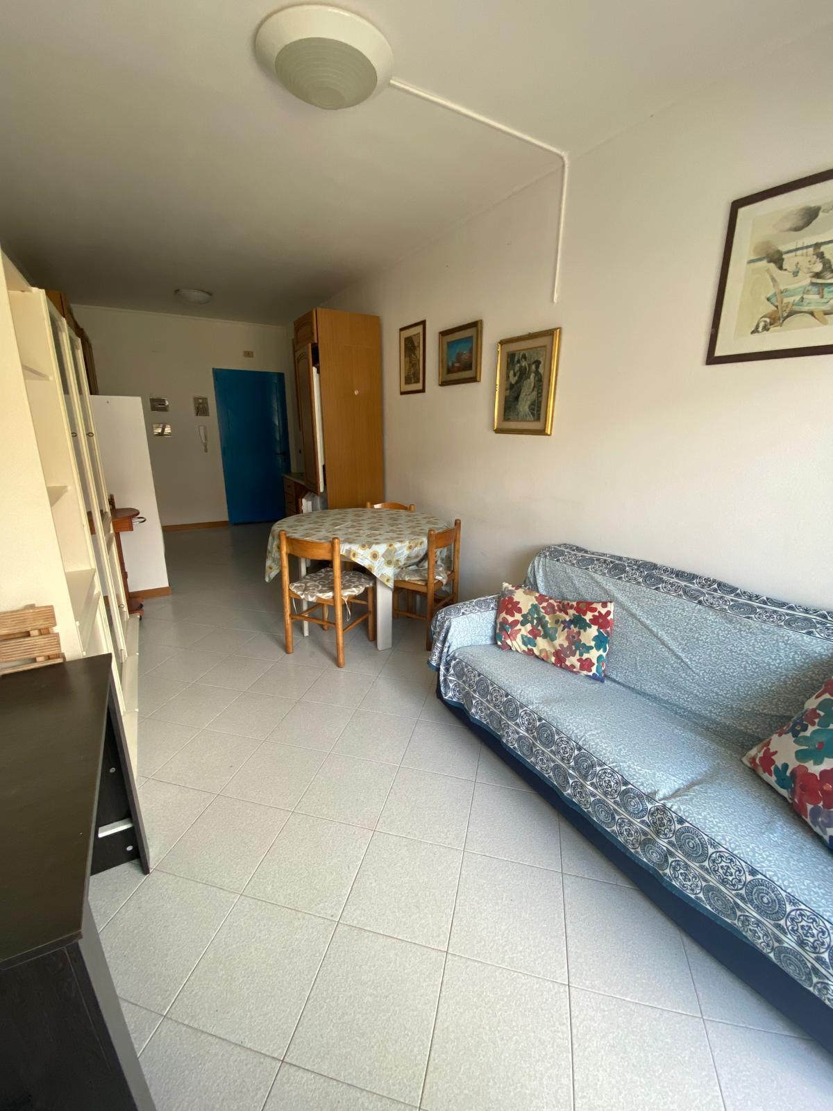 Bilocale in vendita in via aurelia, Cecina