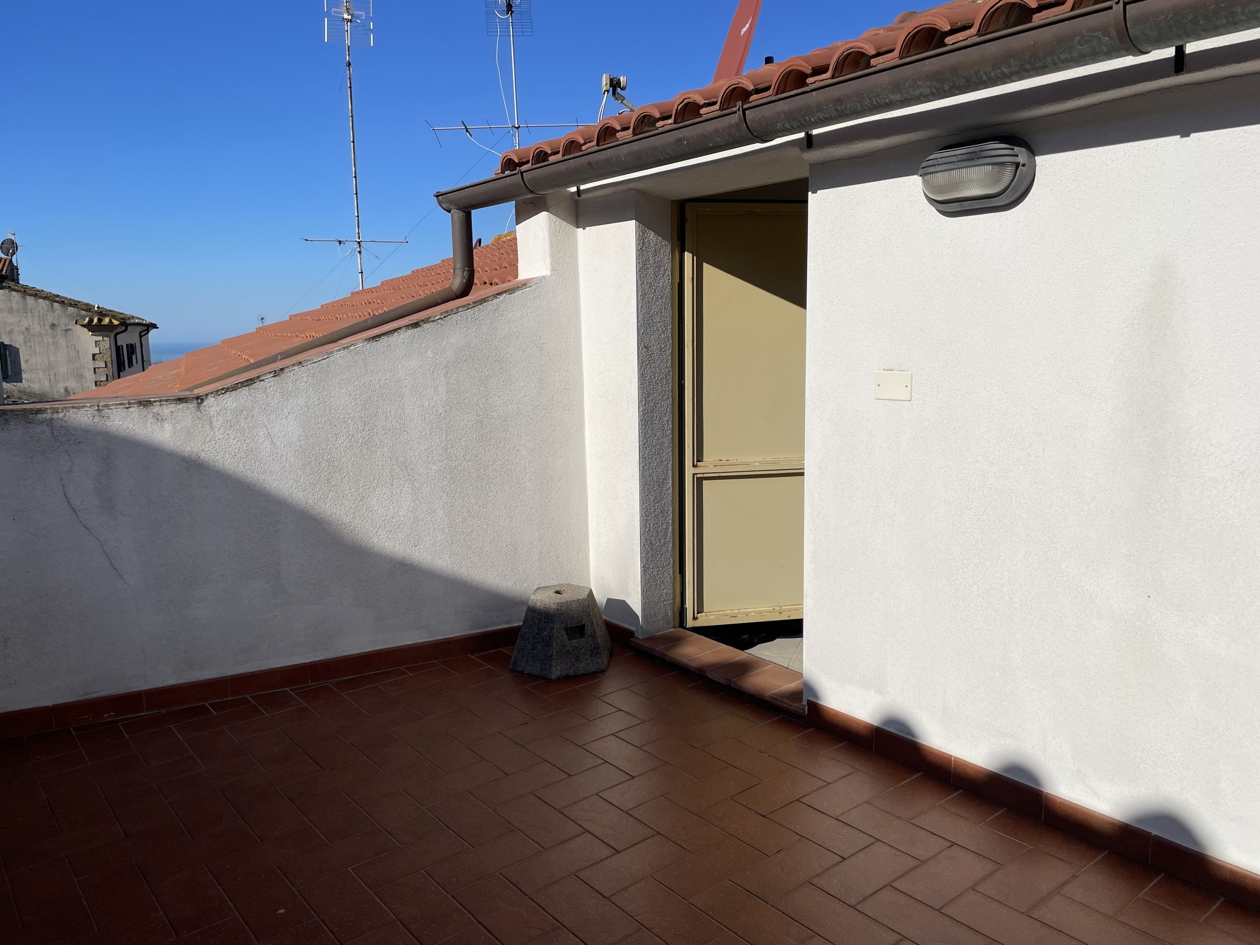 Casa indipendente vista mare in via roma, Guardistallo