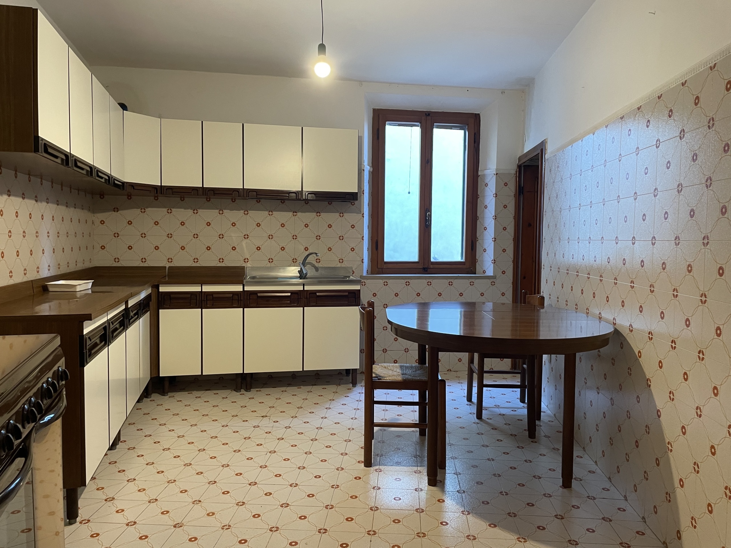 Casa indipendente vista mare in via roma, Guardistallo