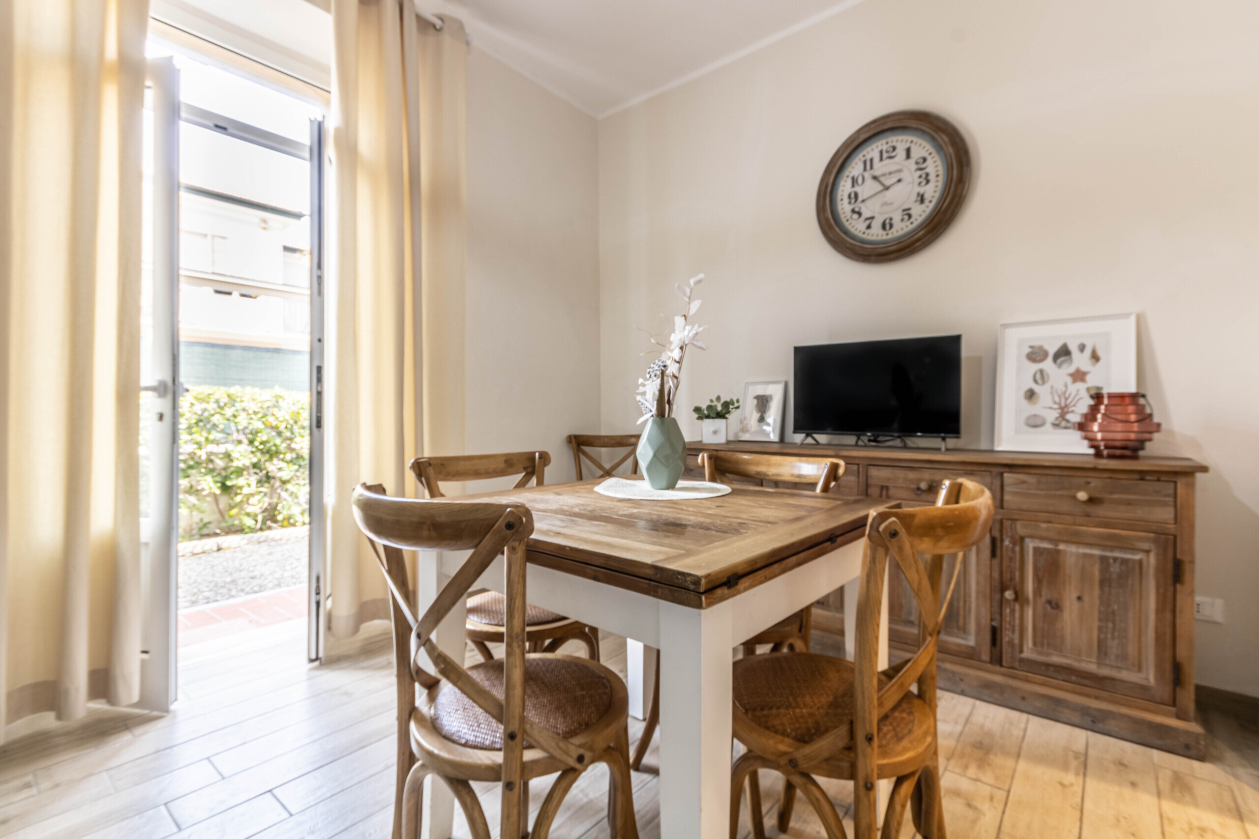 Villa in vendita in viale della vittoria, Cecina