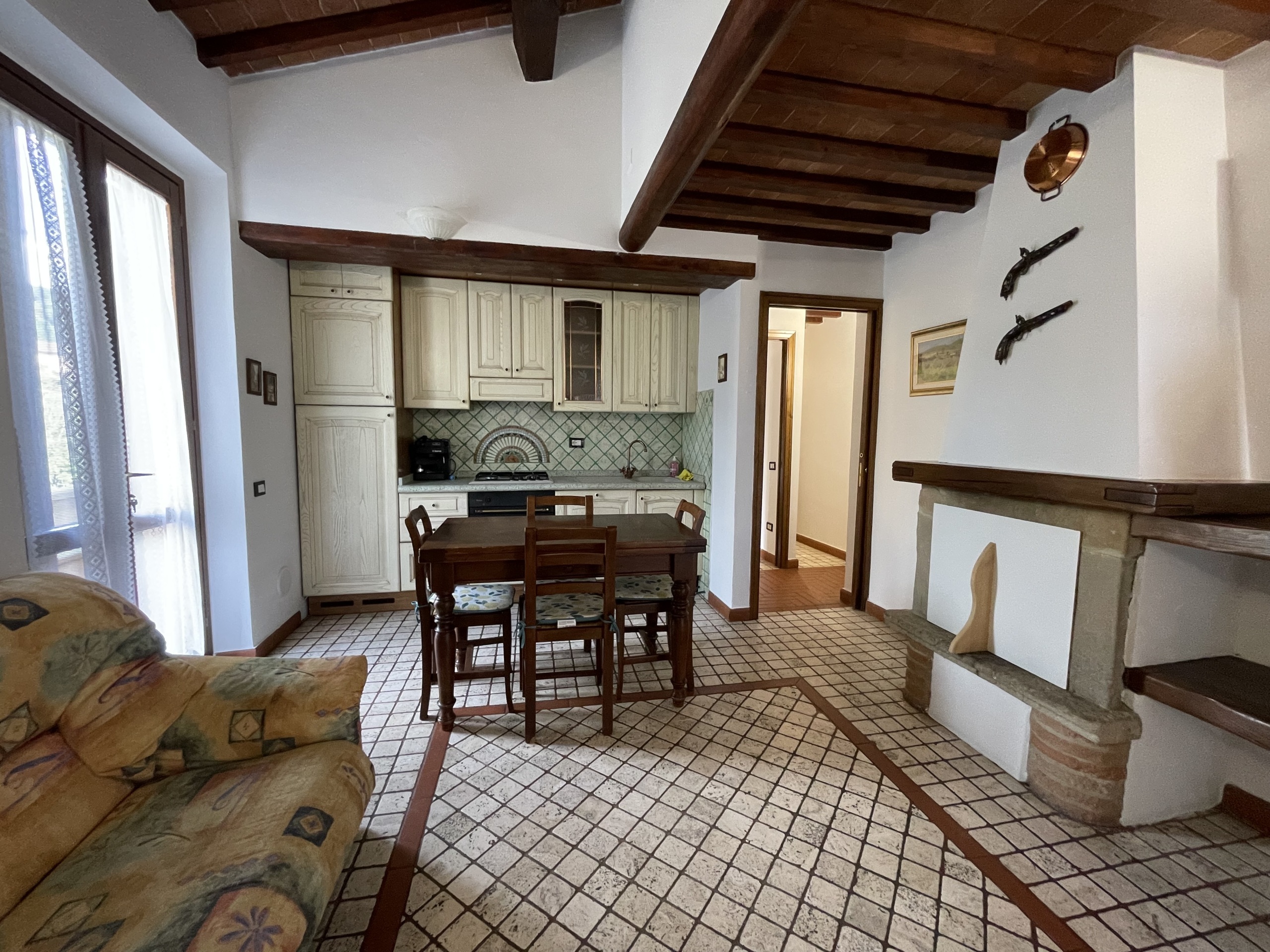 Trilocale in vendita in localit� san martino, Riparbella