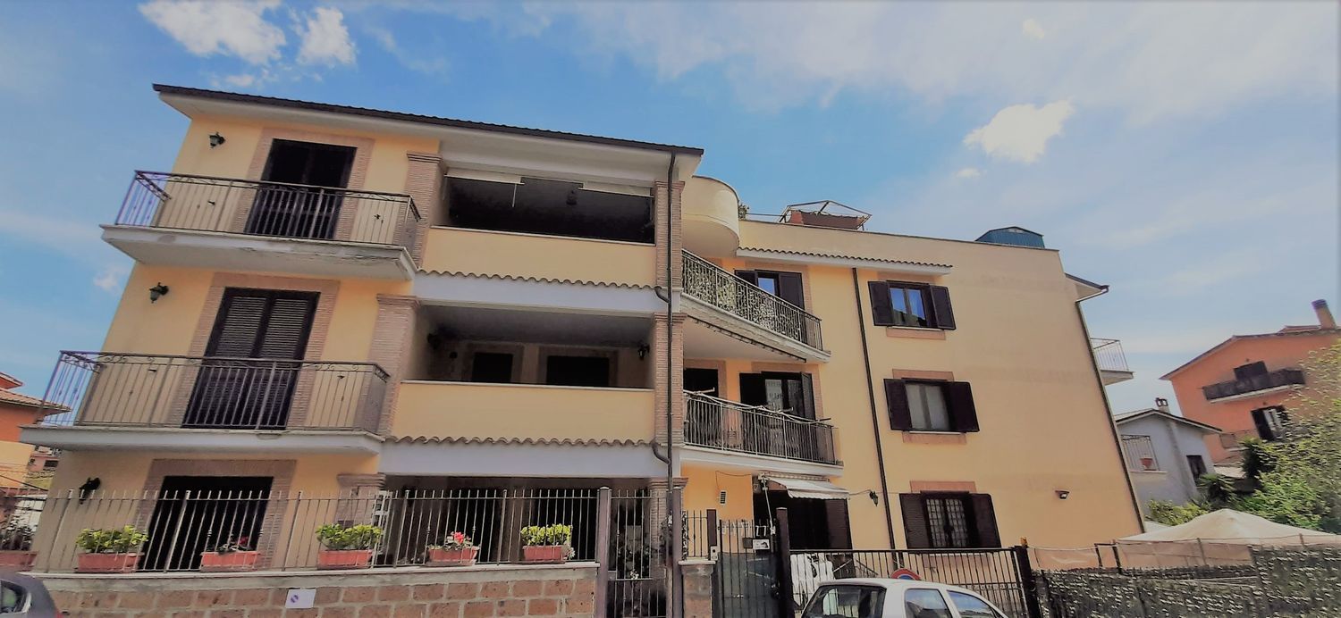 Appartamento in vendita a Rignano Flaminio
