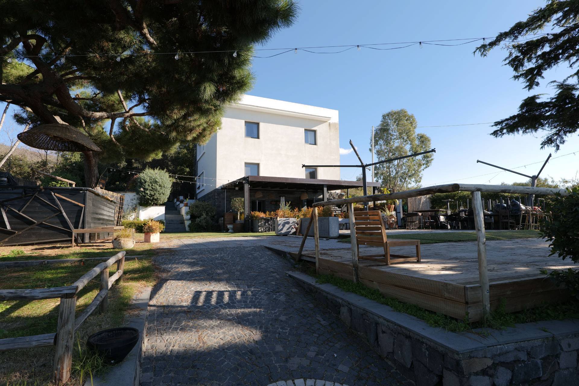 Palazzo intero stabile in vendita a Ercolano