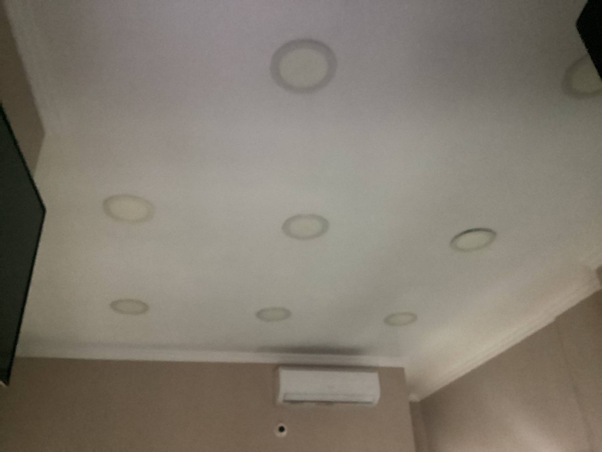 Attivit commerciale in affitto a Napoli, Pendino