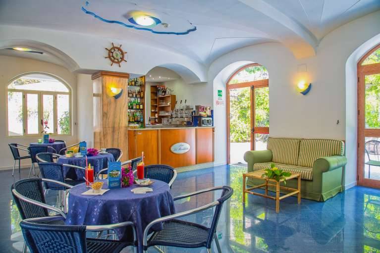 Attivit commerciale in vendita a Barano d'Ischia