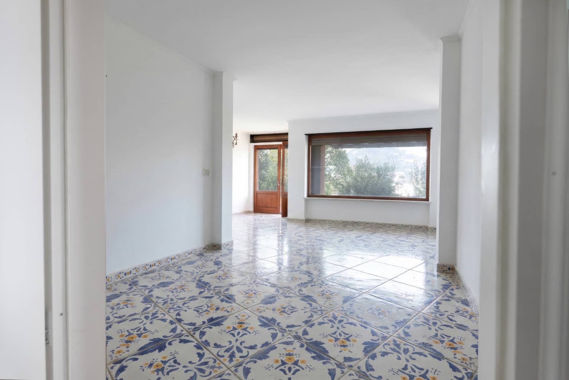 Appartamento in affitto a Capri