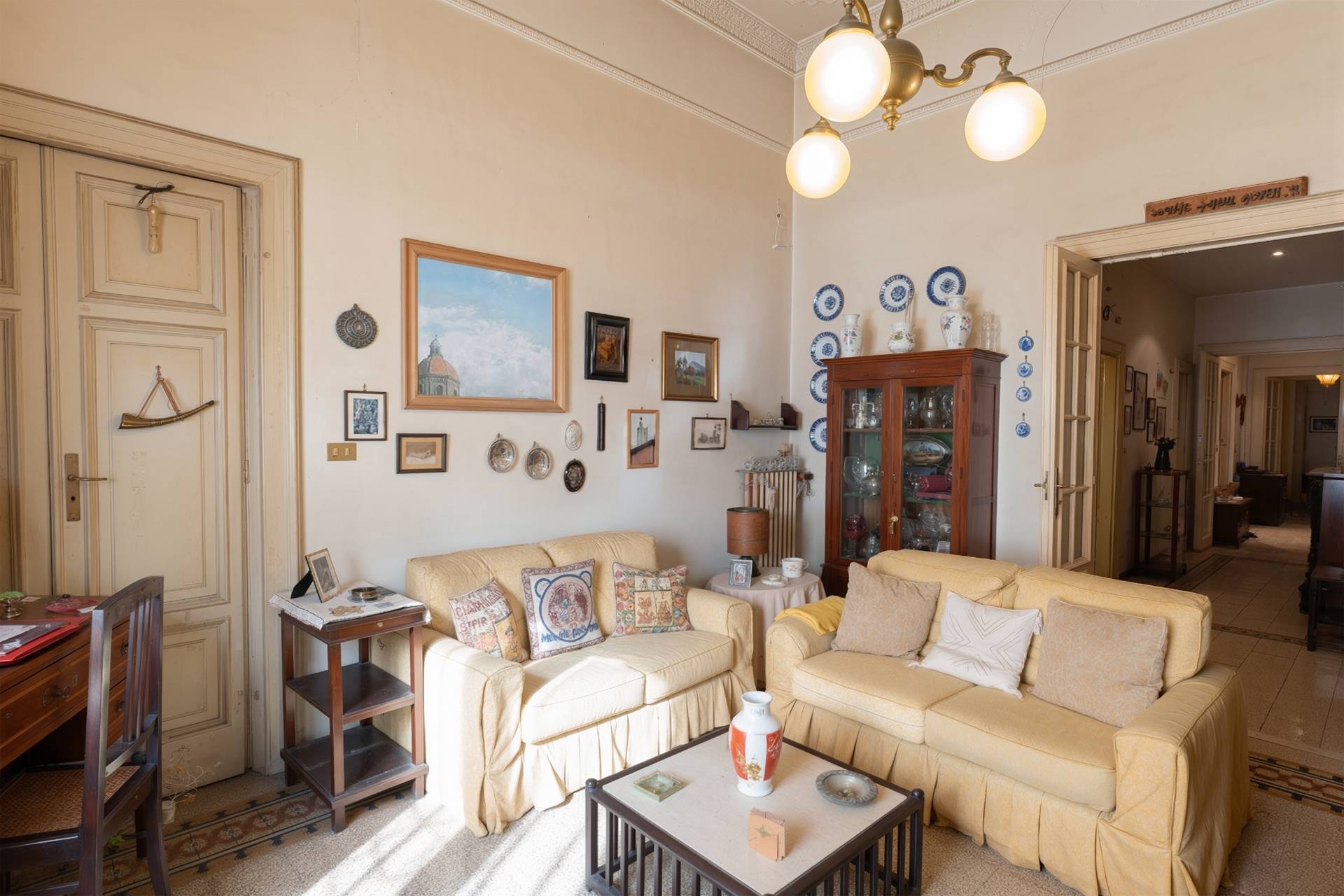 Appartamento in vendita a Napoli, Chiaia