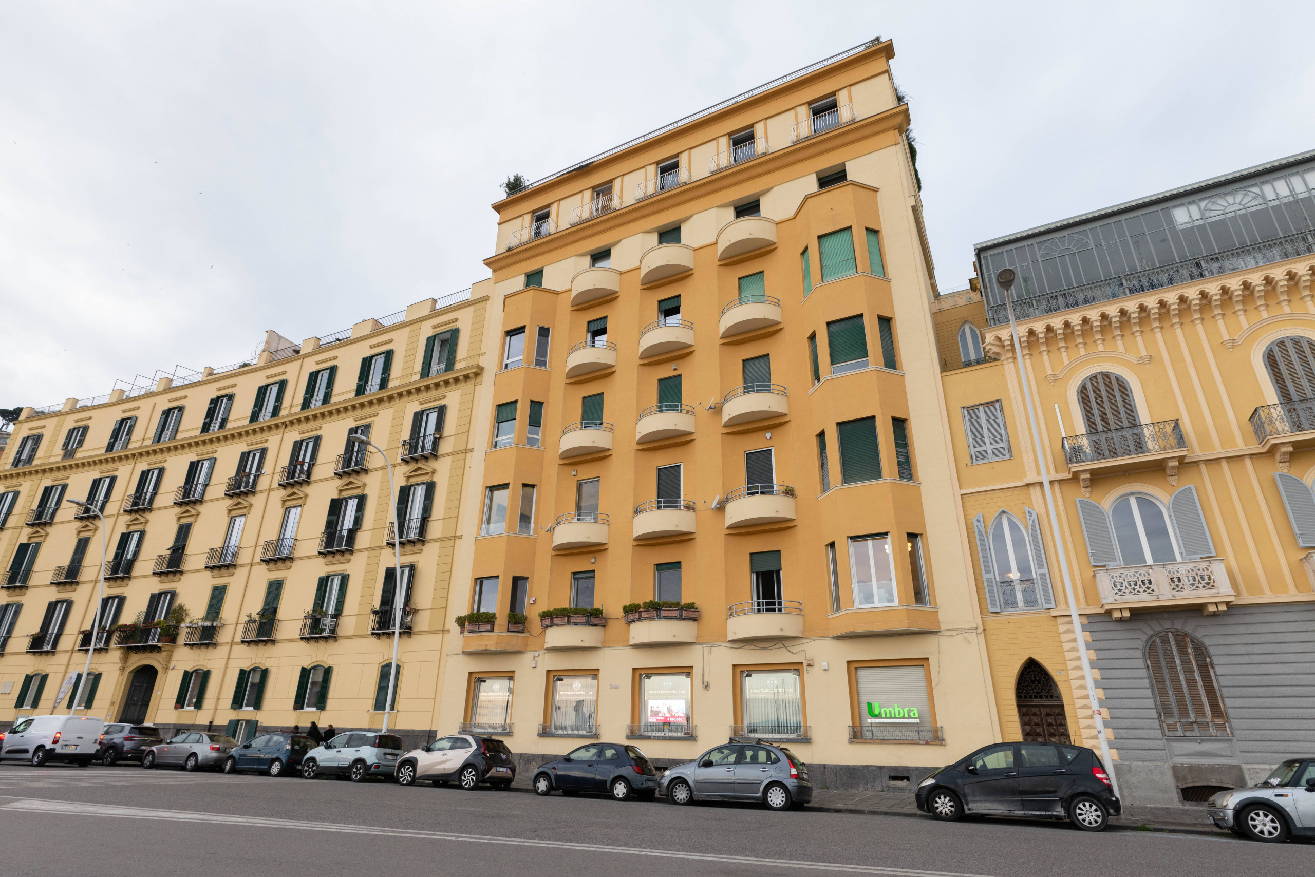 Appartamento in vendita a Napoli, Chiaia