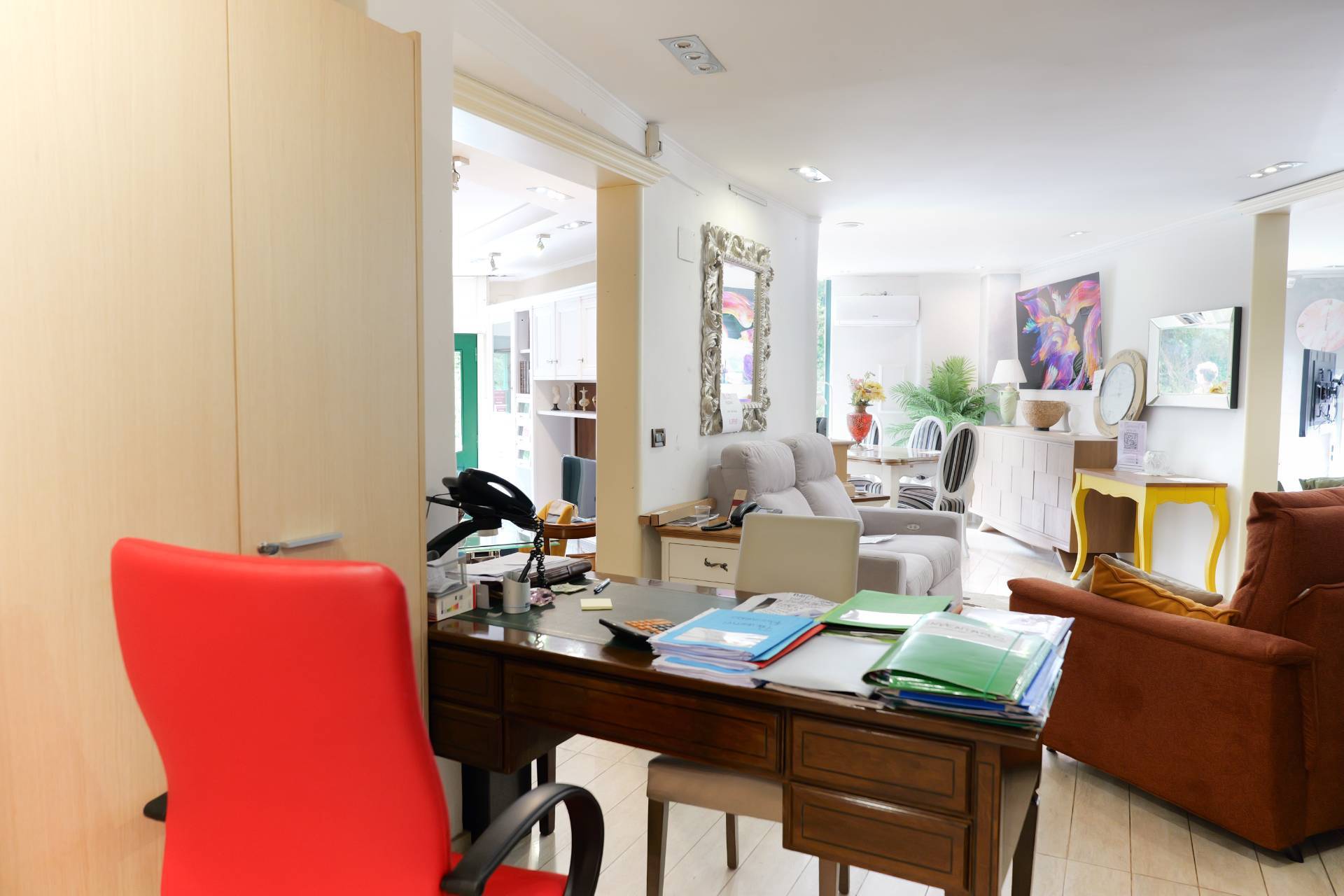 Negozio in vendita a Napoli, Vomero Alto