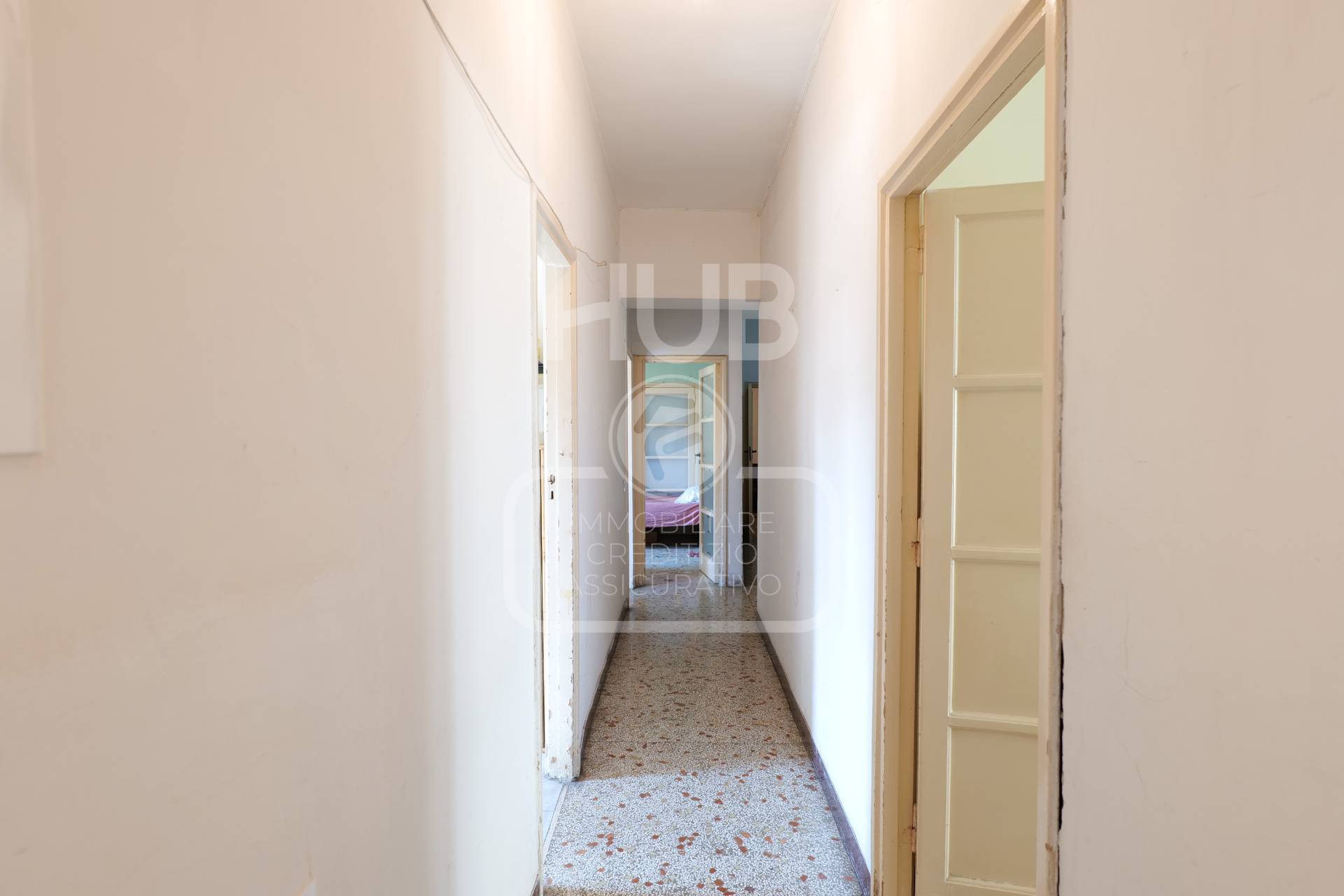 Appartamento in vendita a Napoli